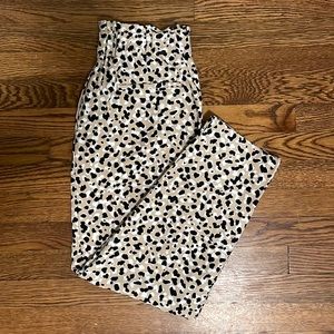 Ann Taylor Ankle Length Pull On Leopard Print Pants Size Small